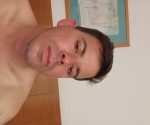 José