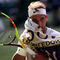 Jugar tenis